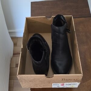 Born Women Black Leather Shoes